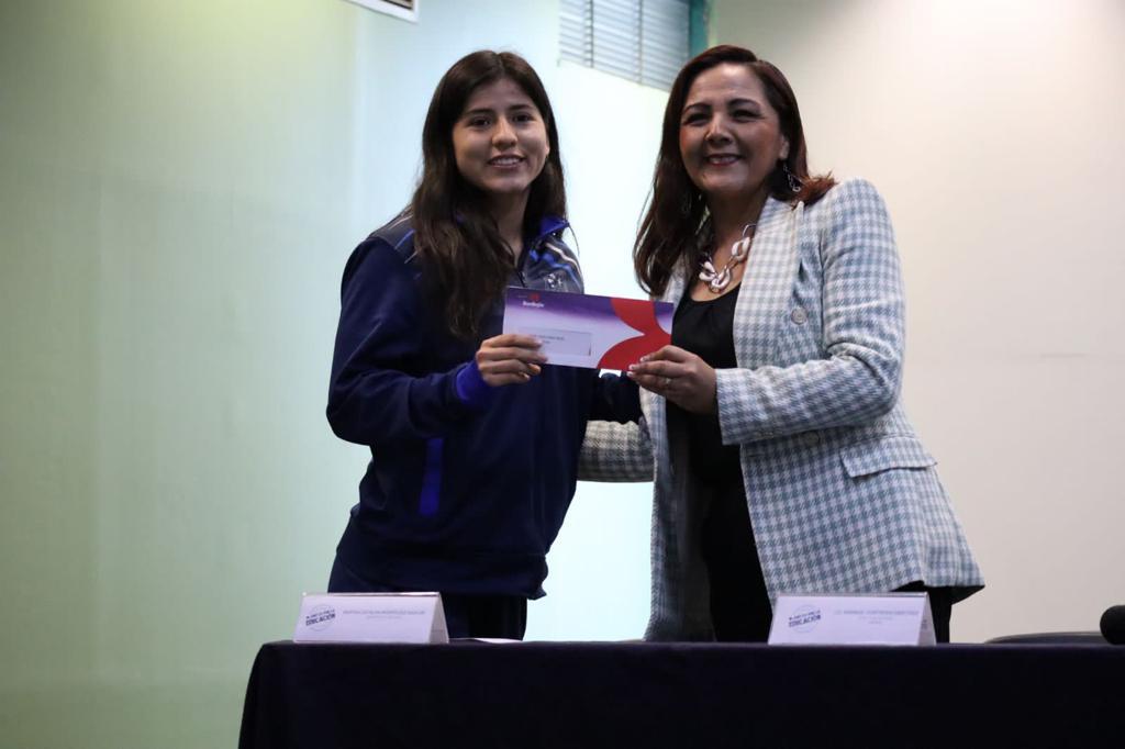 BECAS TALENTO ARTISTICO Y DEPORTIVO QUERÉTARO