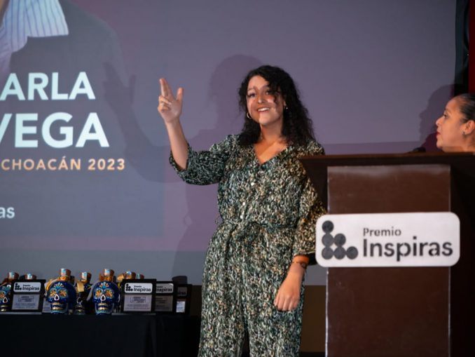 Los Premios Inspiras 2023 Reconocen a Destacados Líderes en una Noche Emocionante5