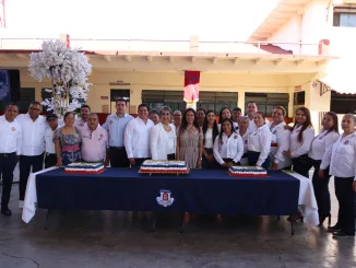 Fanny festejando 70 años, educativa