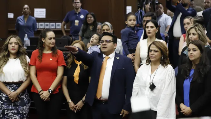 congreso-portada Toño Carreño Sosa Rinde Protesta como Diputado de la LXXVI Legislatura