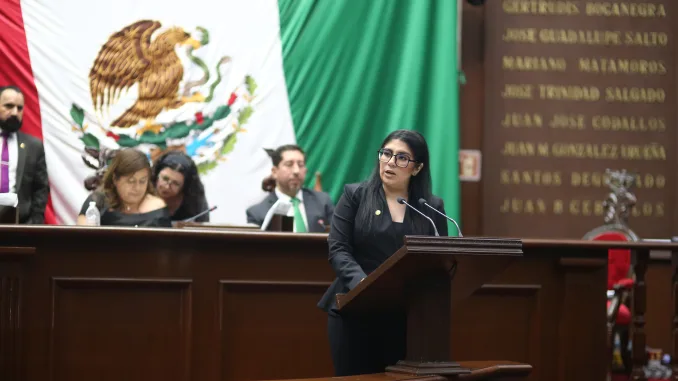 vanhe-portada Vanhe Caratachea impulsa el reconocimiento de la educación en casa en Michoacán